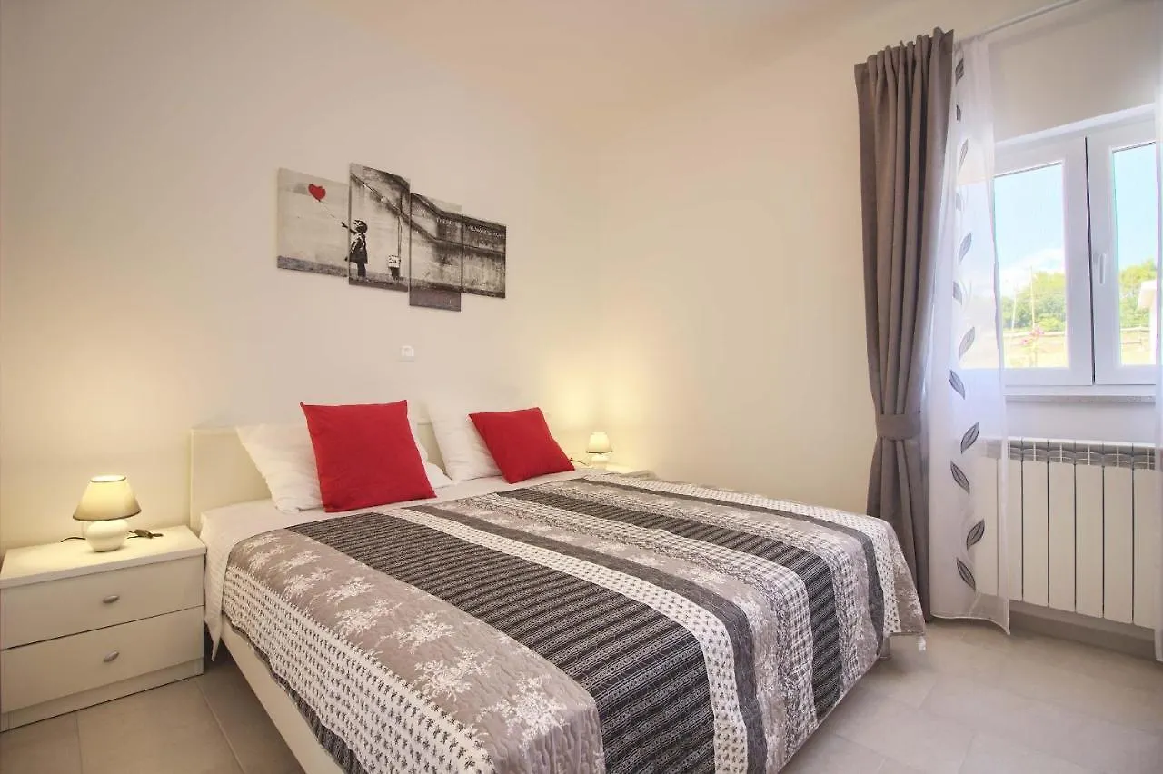 New Villa Luna With Private Pool In Pula Surrounded By Greenery