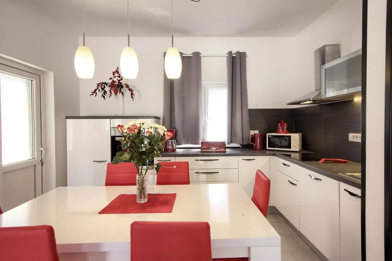 New Villa Luna With Private Pool In Pula Surrounded By Greenery 0*,